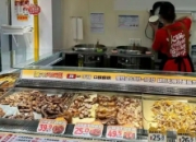 大牌卤味集体“抢餐饮店生意”