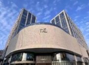 胖东来新店招聘热：本科保安保洁岗位报满的背后